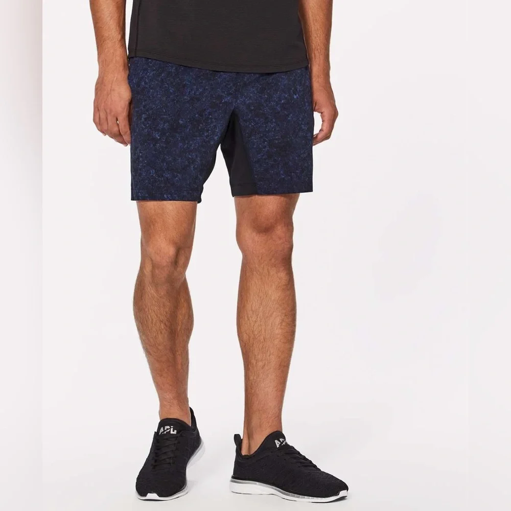 LULULEMON | T.H.E. Short *Linerless 7" | size small - Picture 3 of 7